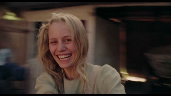 Película: "También en el cielo"