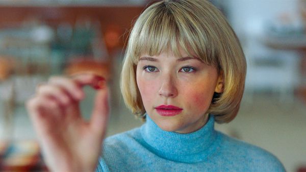 Película: "Swallow: La perfección te traga"