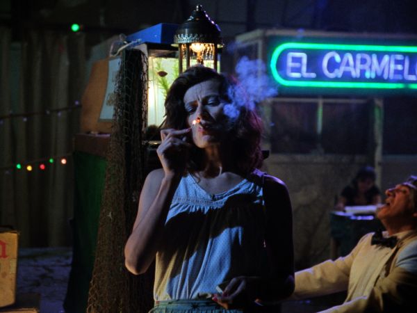 Película:  "La mujer del puerto"