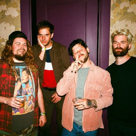 WAVVES