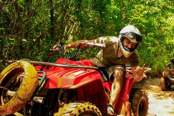 Tour en ATV, tirolinas y cenote en Extreme Adventure Eco Park Cancún